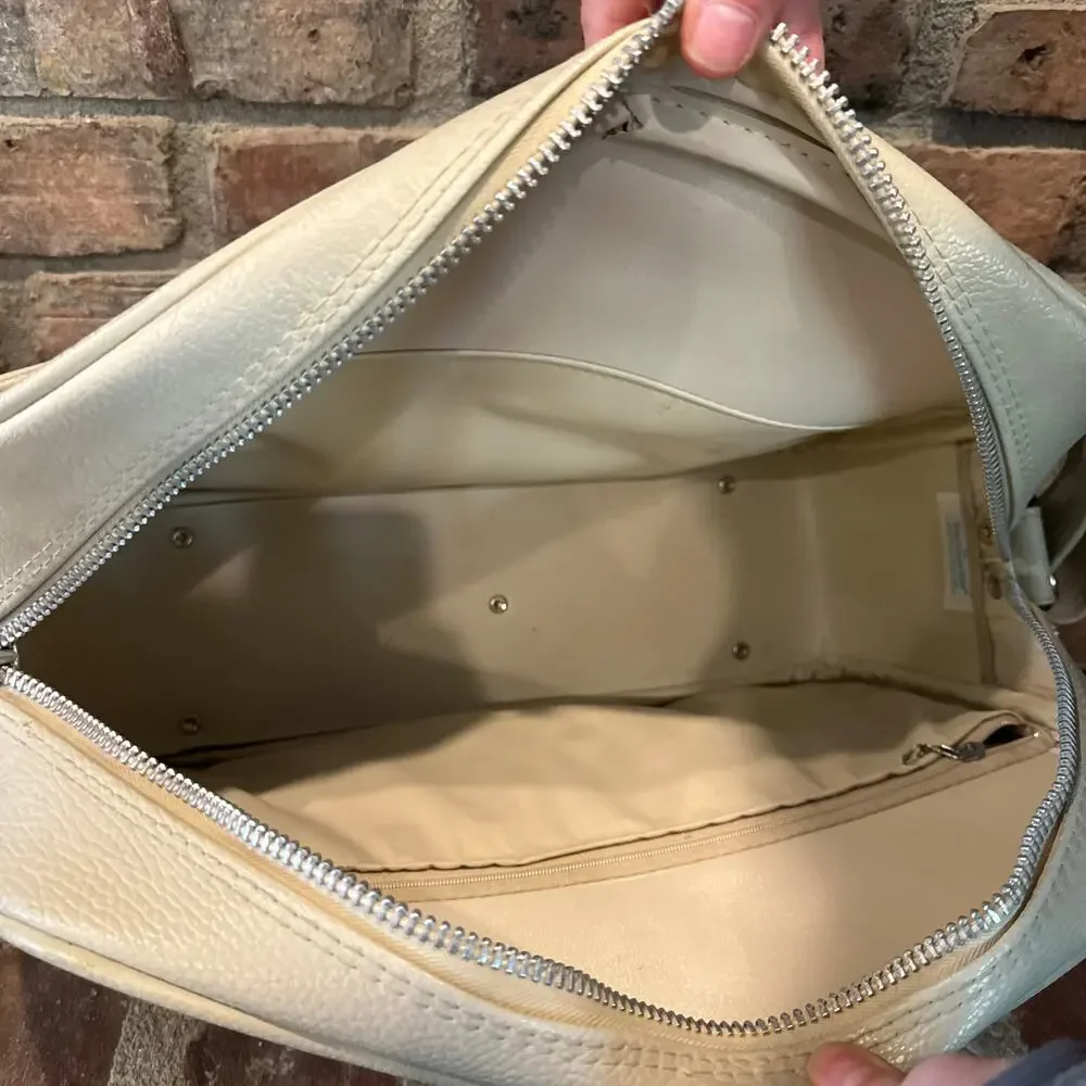 Vintage Cream White Ivory Samsonite JC Penney Carry On Bag Makeup Case - BUB